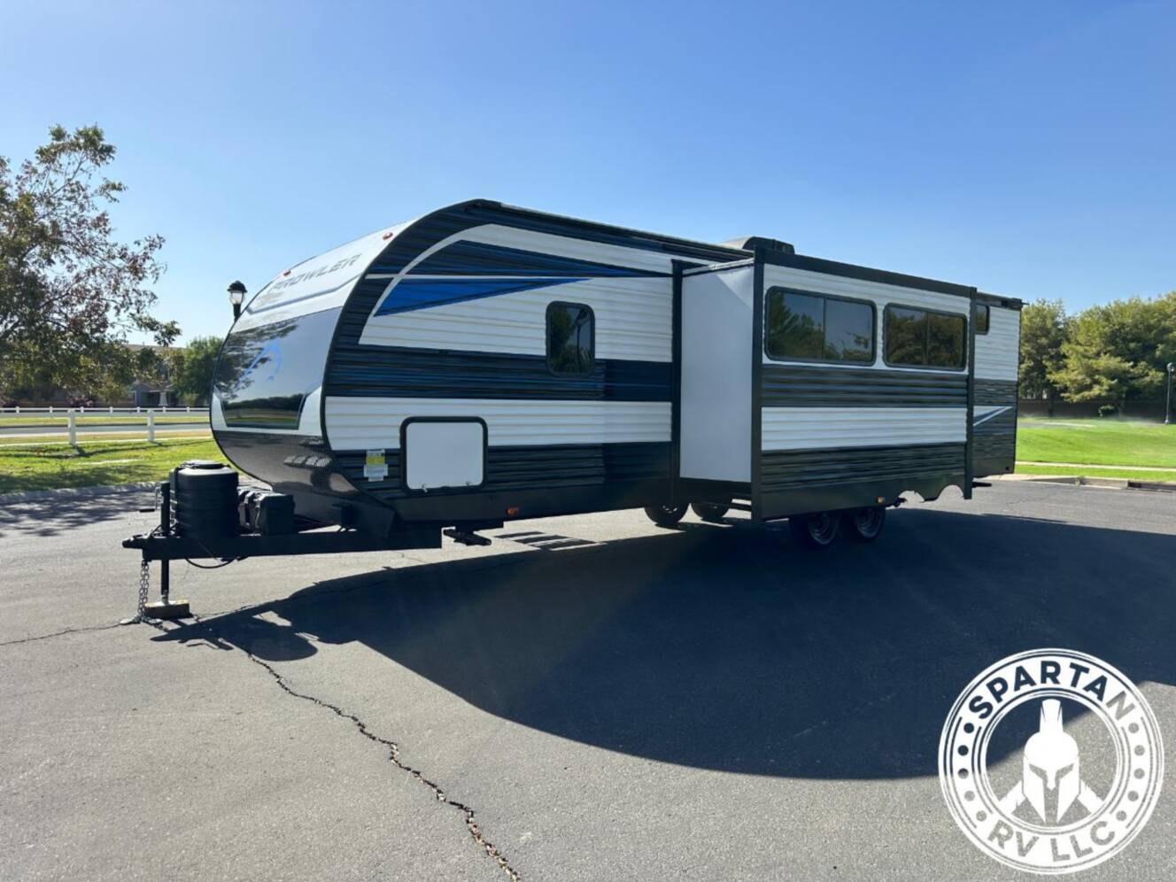 A photo of this 2025 Heartland Prowler Lynx 3005QBX