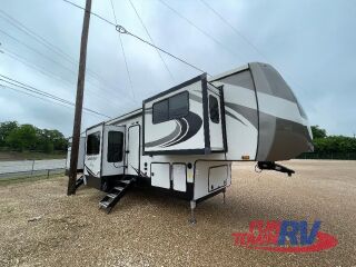 2022 FOREST RIVER SANDPIPER 379FLOK