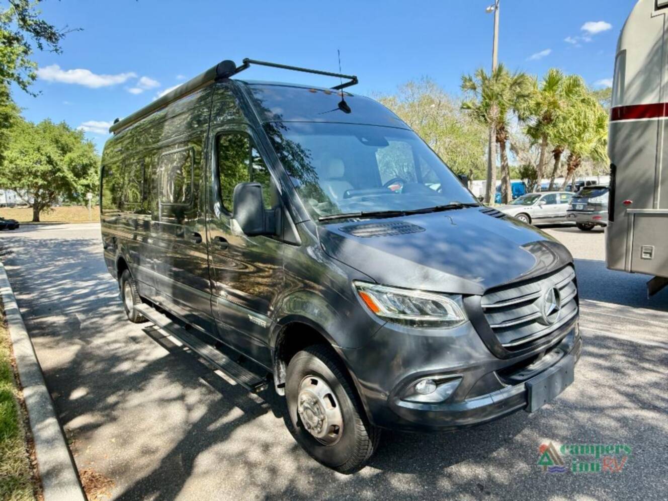 A photo of this 2022 Winnebago Boldt 70KL 4X4