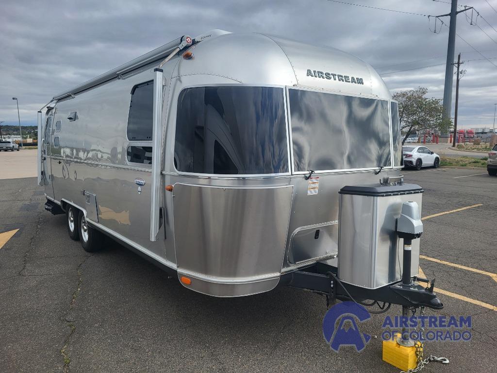 2016 Airstream International Serenity 27FB Queen in denver CO