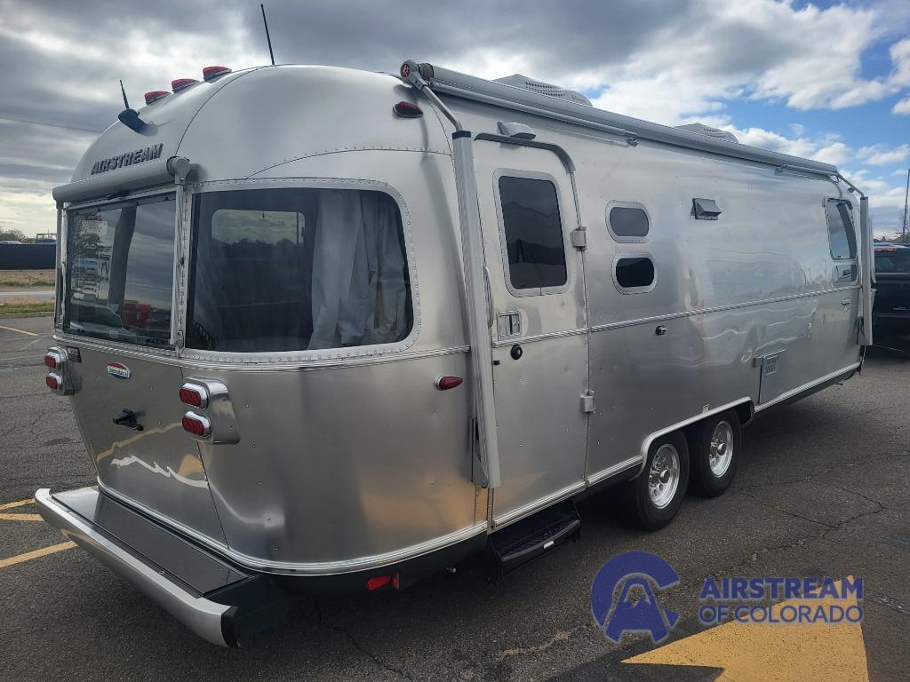 2016 Airstream International Serenity 27FB Queen in denver CO
