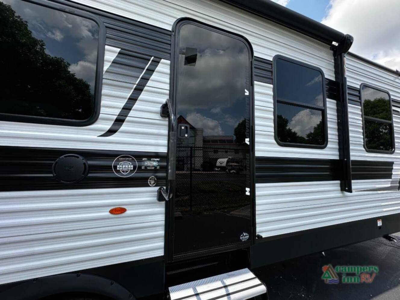 A photo of this 2027 Grand Design Momentum MAV 27MAV