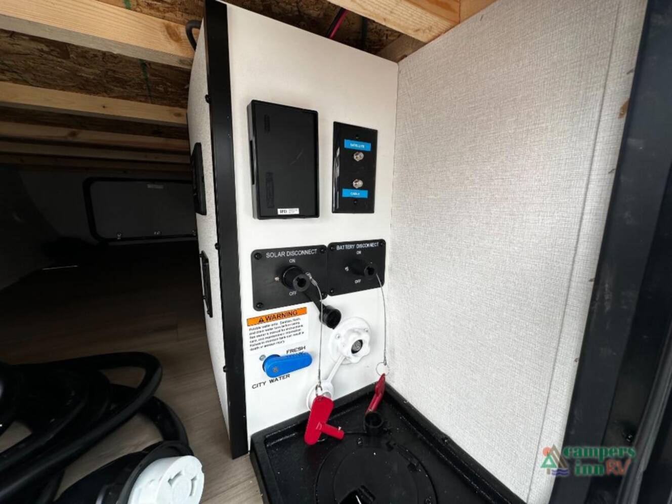 A photo of this 2027 Grand Design Momentum MAV 27MAV