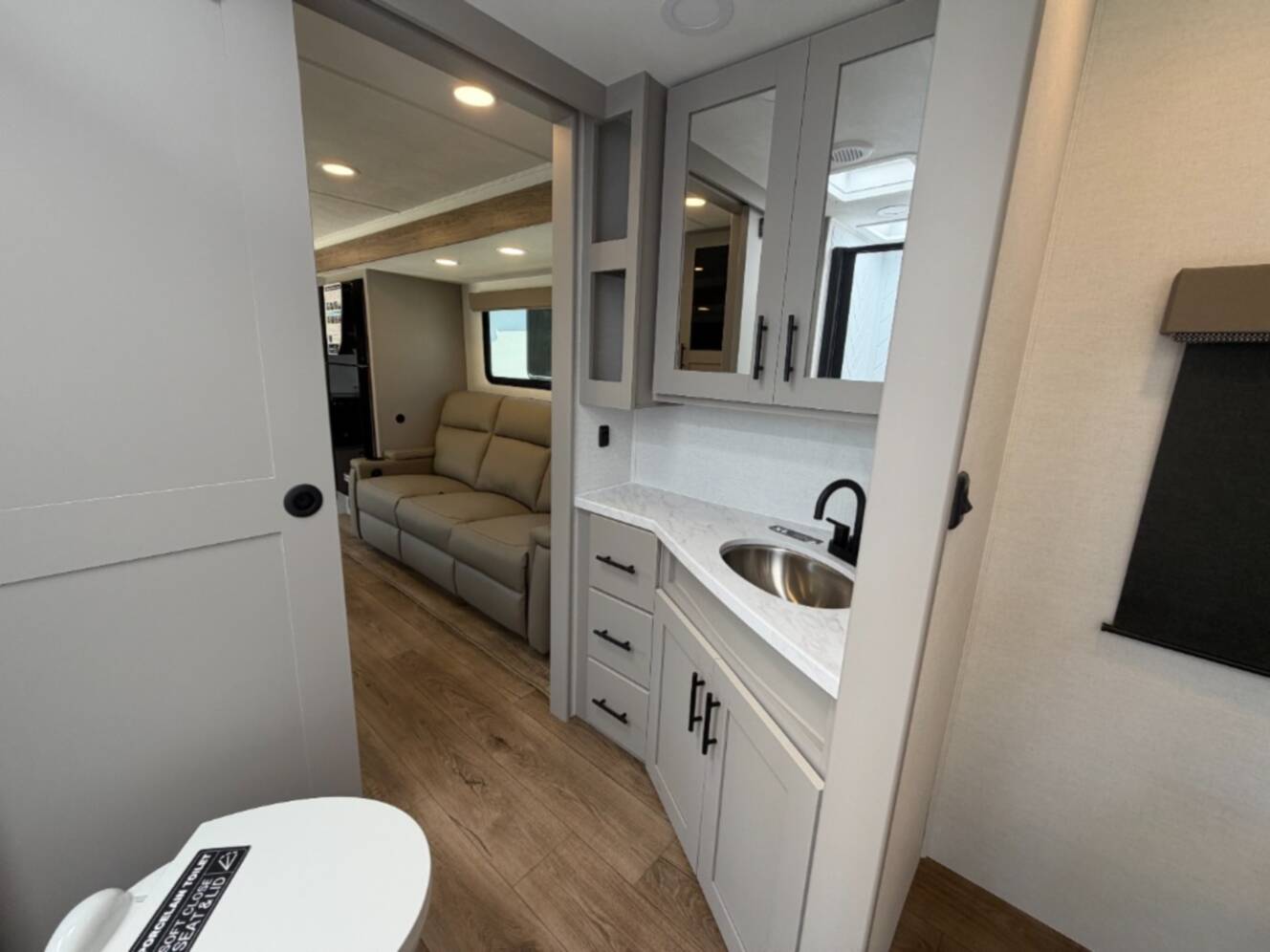 A photo of this 2026 Alliance Rv Delta Ultra Lite RK234