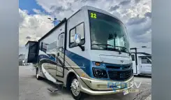 2022 Fleetwood Rv Bounder 35K RV