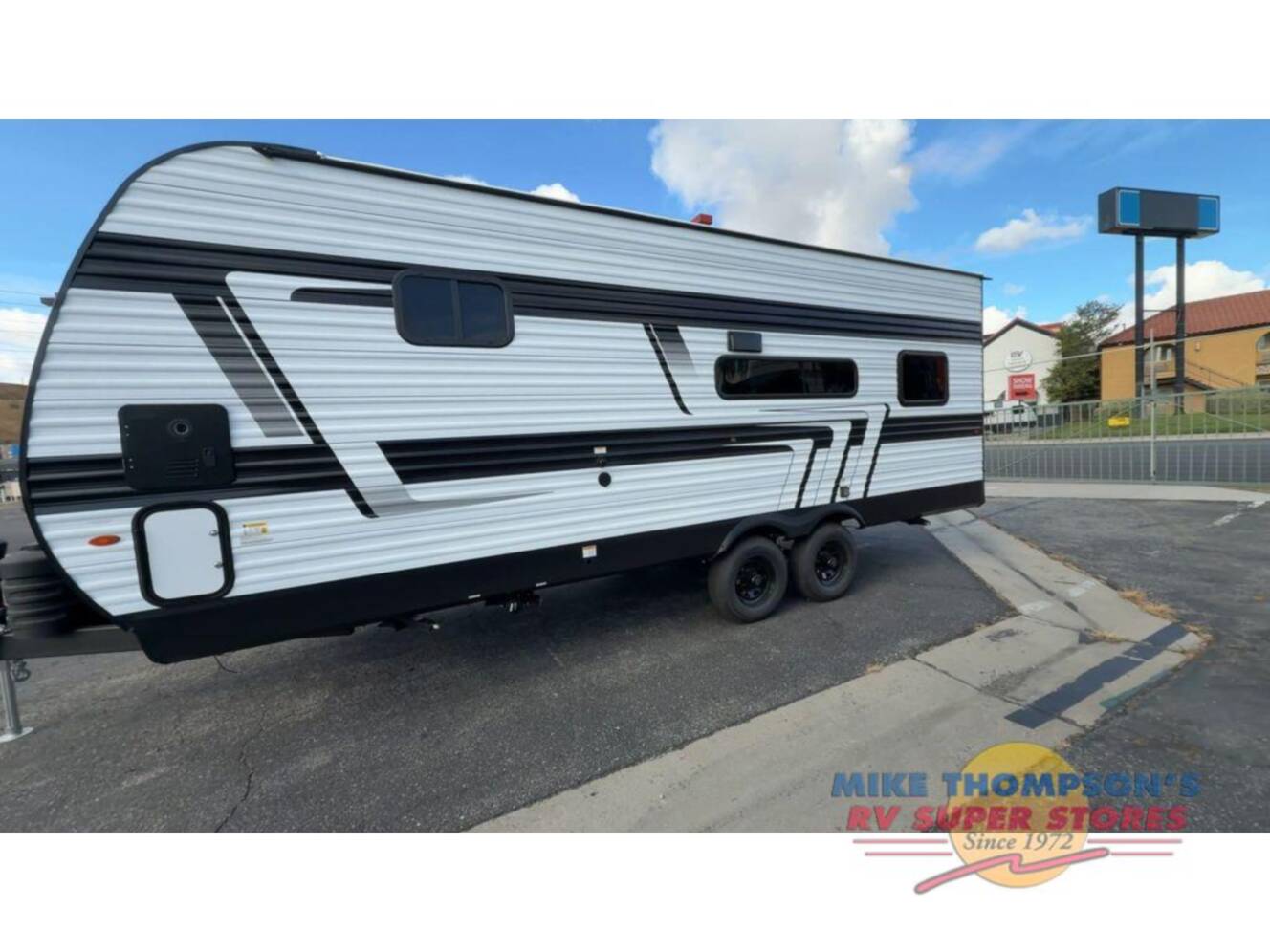 A photo of this 2026 Grand Design Momentum MAV 22MAV