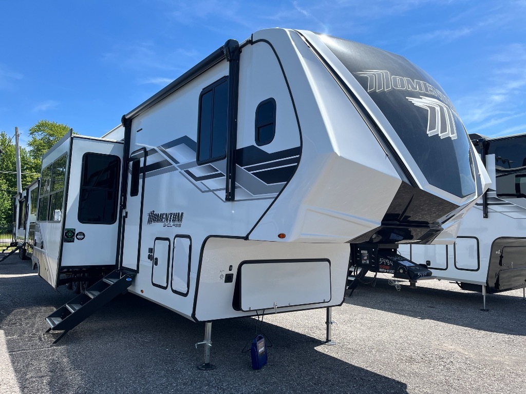 2026 Grand Design Momentum G-Class 394G in north tonawanda NY