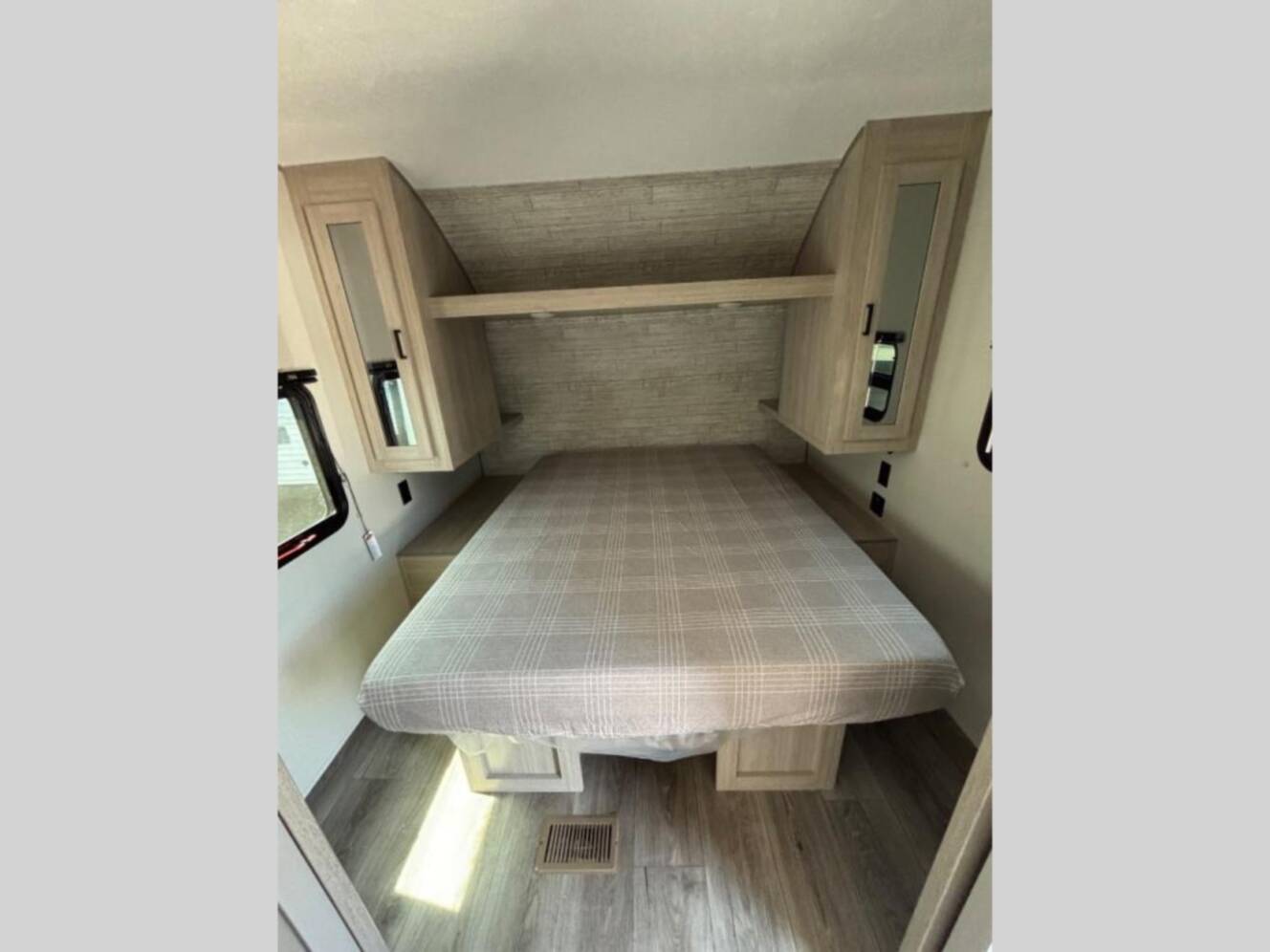 A photo of this 2026 Coachmen Rv Catalina Summit Series 8 231BHS