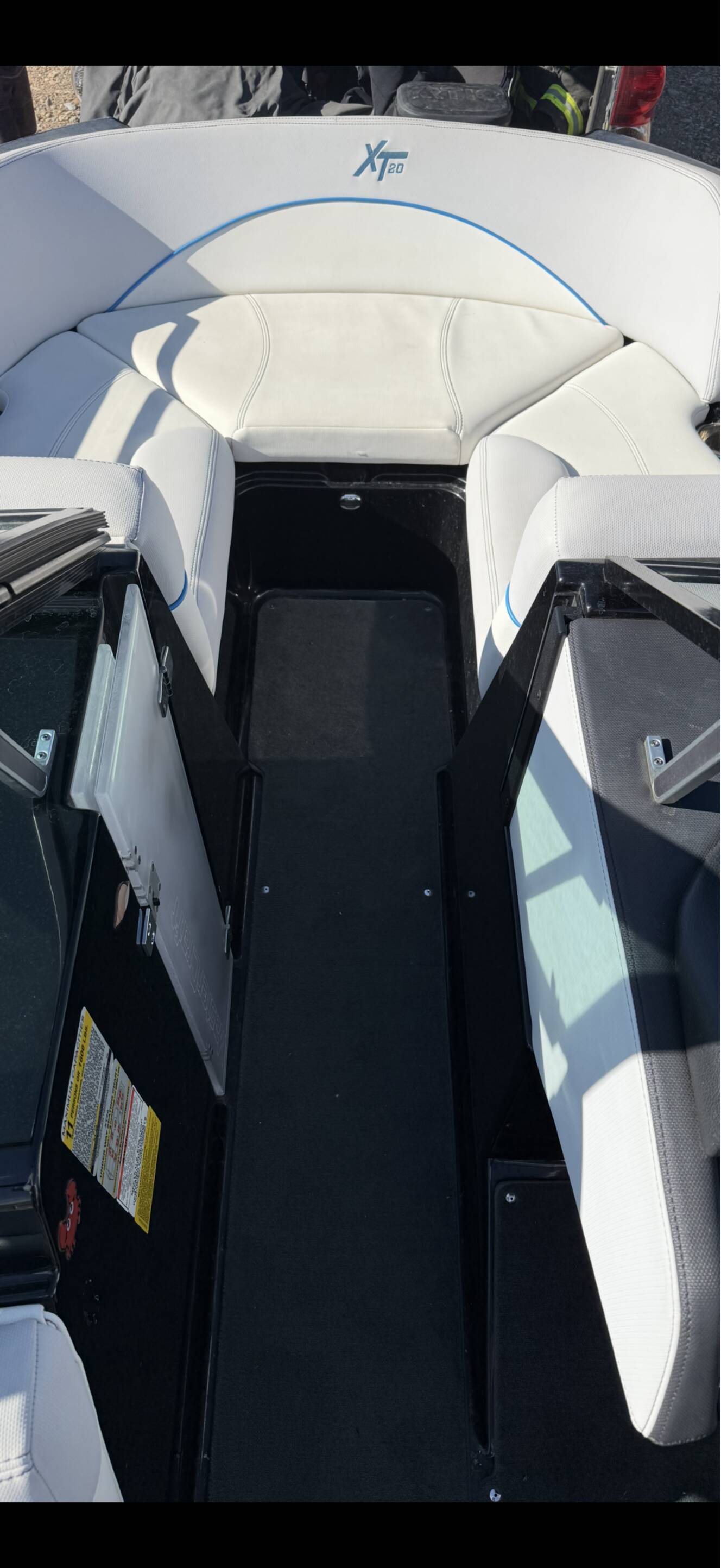 A photo of this 2017 Mastercraft Xt20