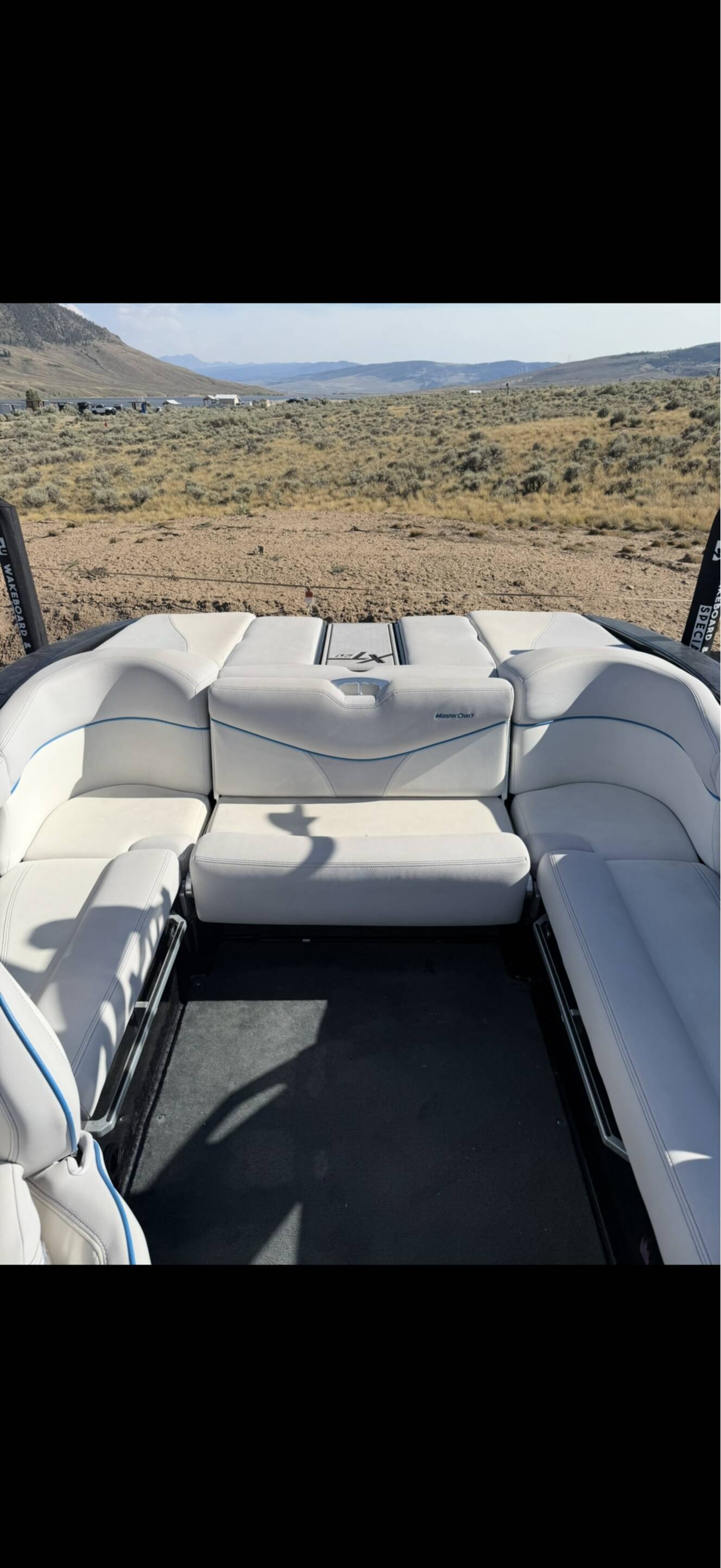 A photo of this 2017 Mastercraft Xt20