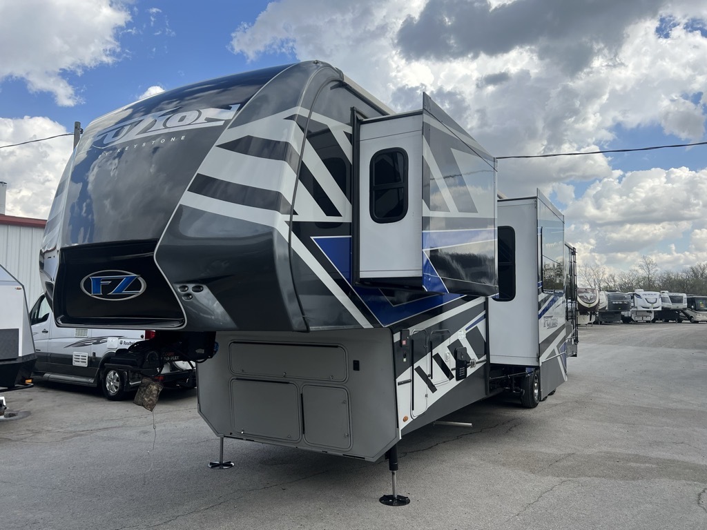 2023 Keystone FUZION 430 in findlay OH