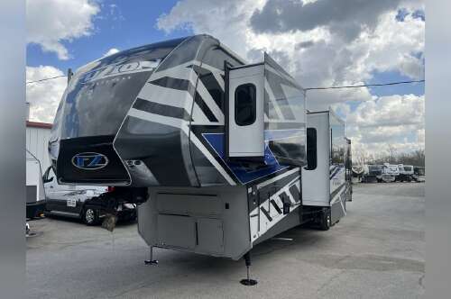 2023 Keystone FUZION 430 in findlay OH