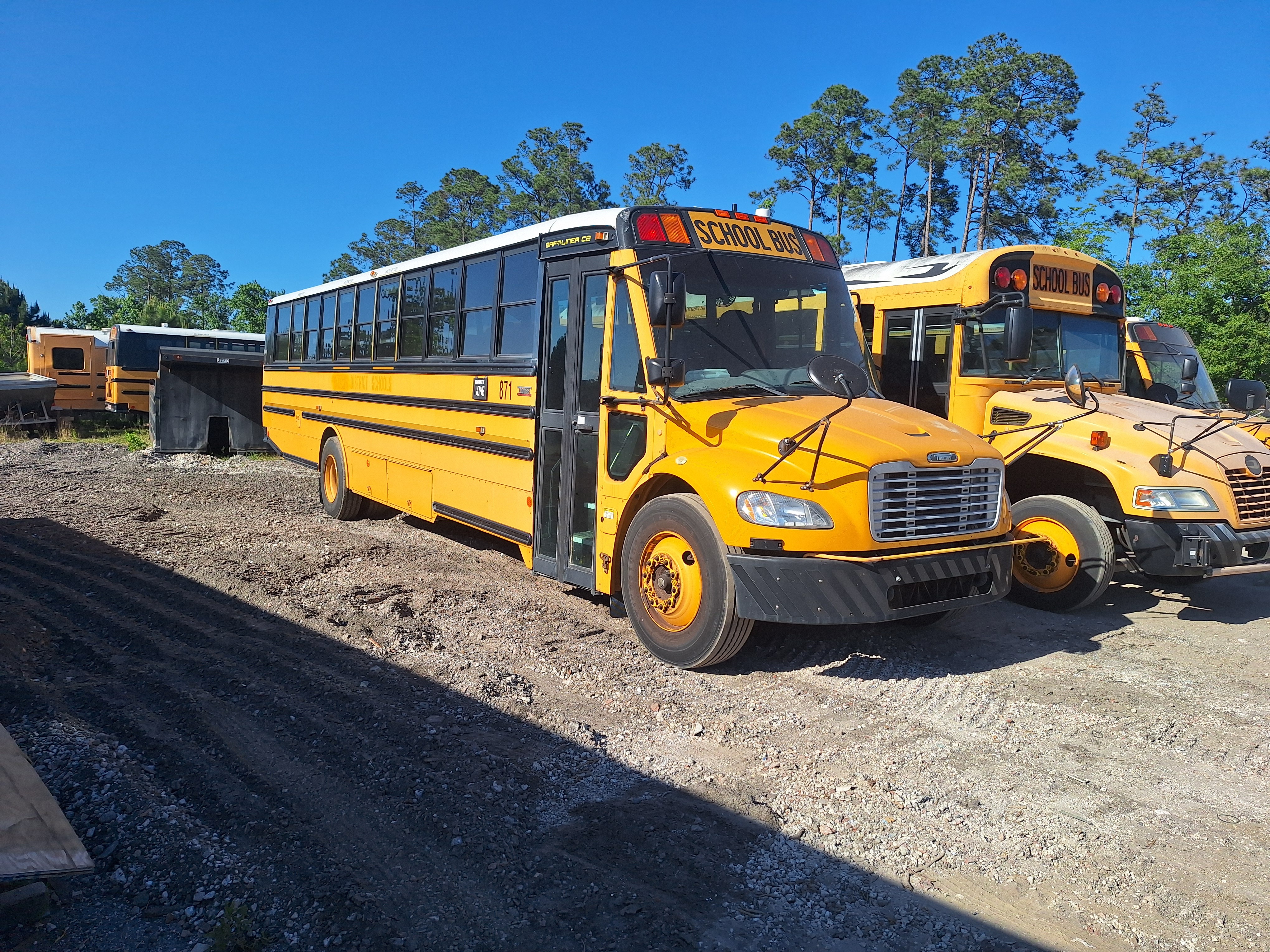 2016 THOMAS CONVENTIONAL,13 rows,A/C in Jacksonville, FL