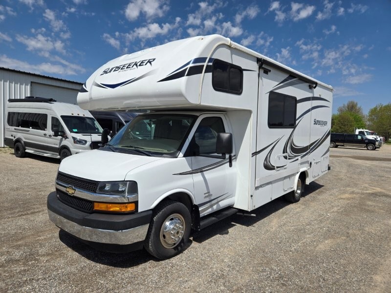 2020 Forest River SUNSEEKER 2290S in delta OH