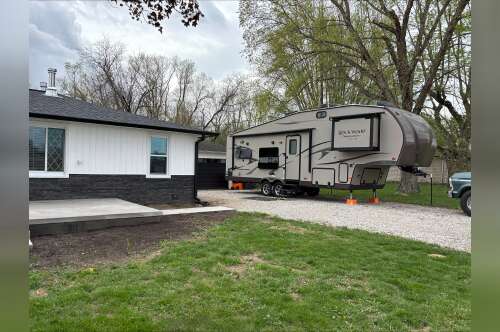 2014 Forest River ROCKWOOD SIGNATURE ULTRA LITE 8280WS in galveston IN