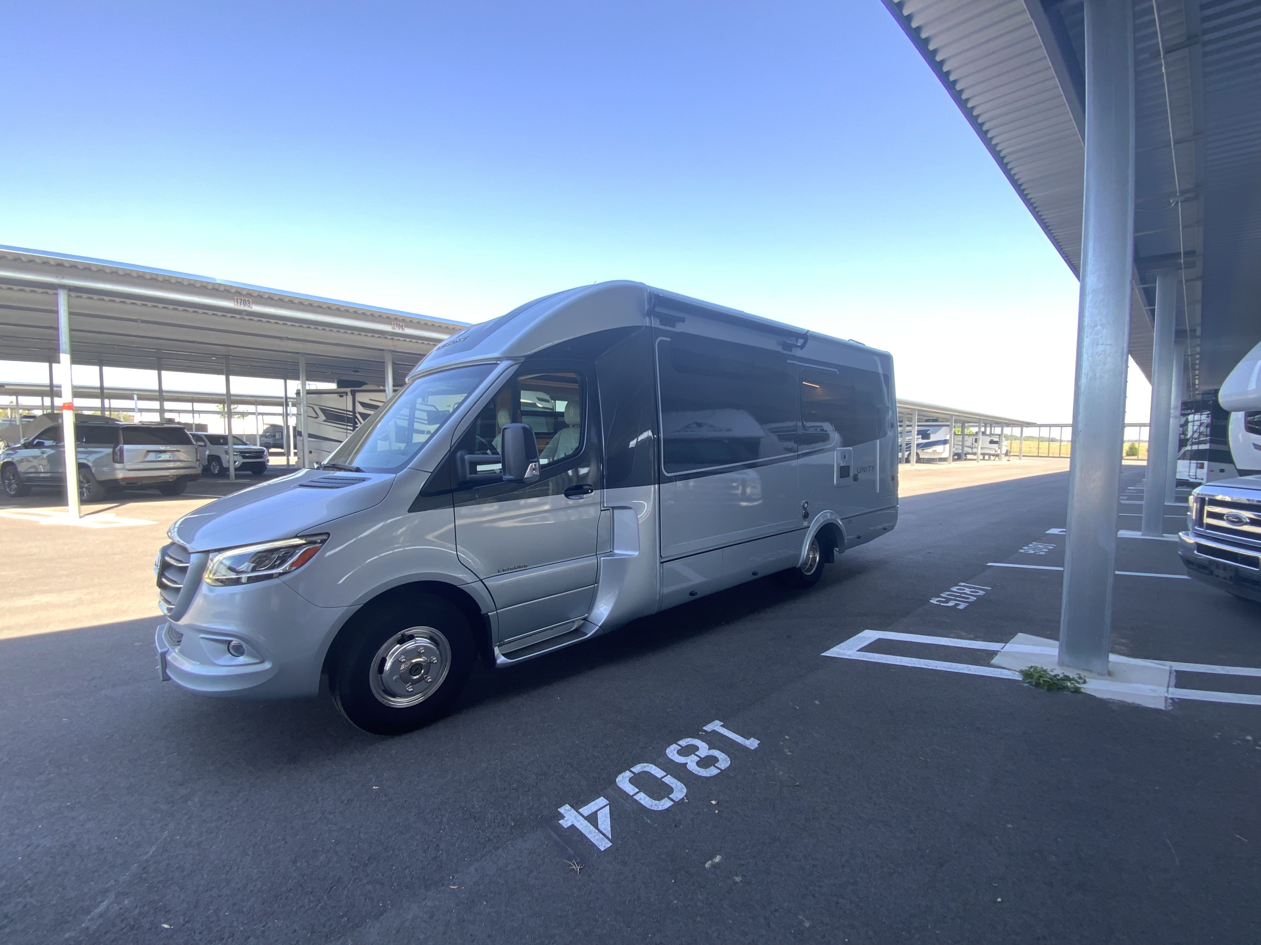2023 Leisure Travel UNITY MBL RV