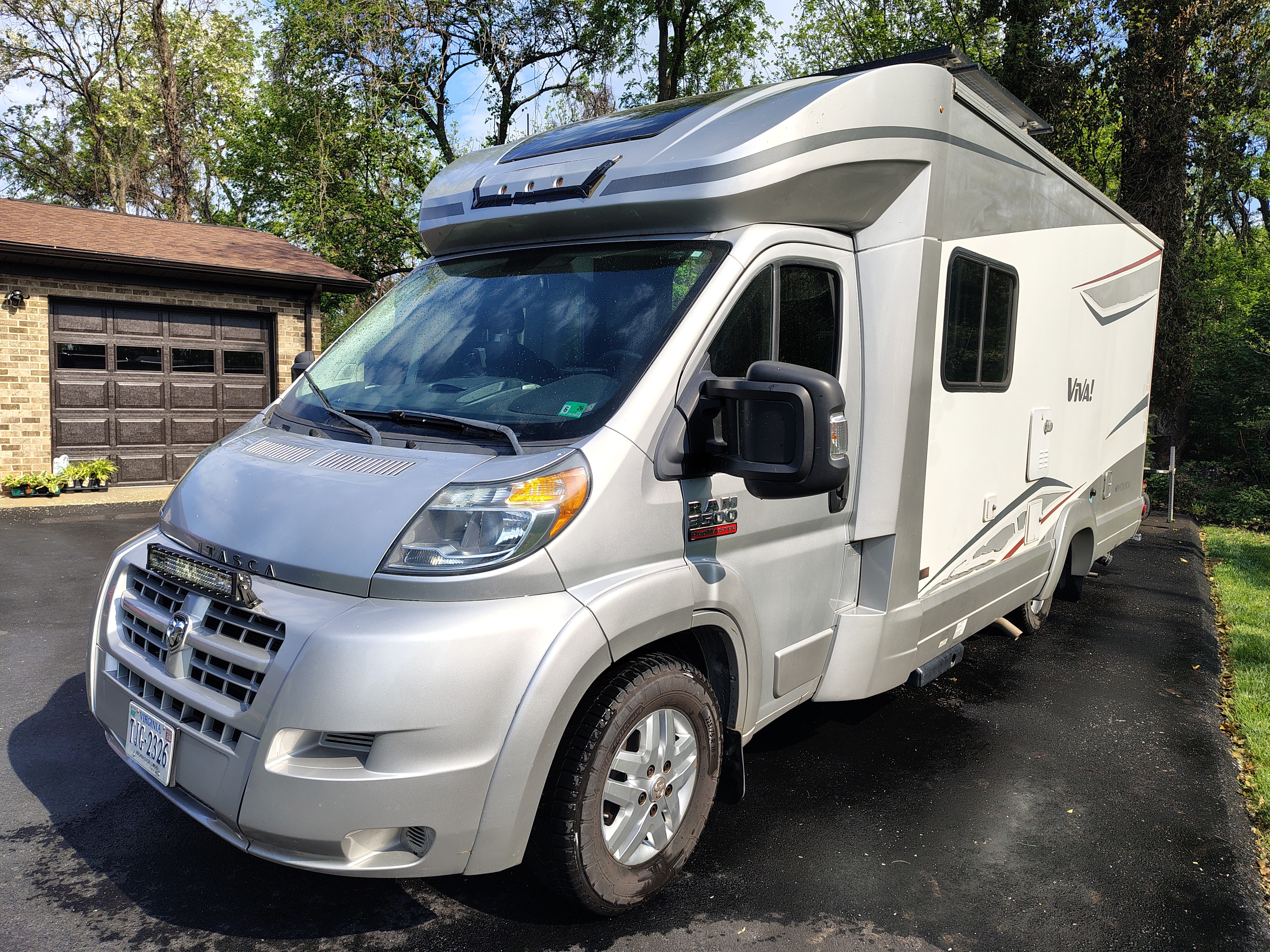 2014 Winnebago TREND 23L RV