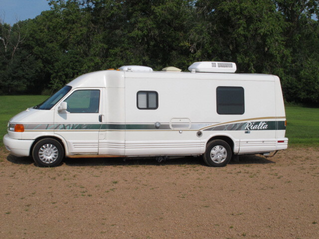 1998 Winnebago RIALTA 22RC in stratford WI