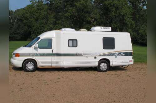 1998 Winnebago RIALTA 22RC in stratford WI