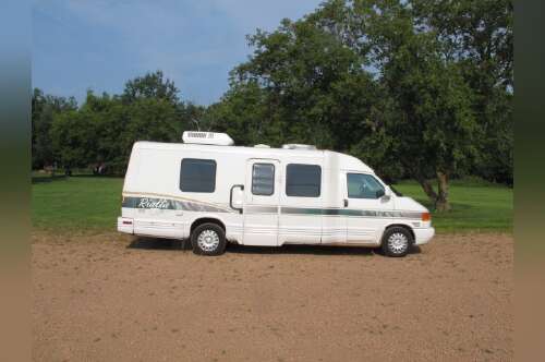 1998 Winnebago RIALTA 22RC in stratford WI
