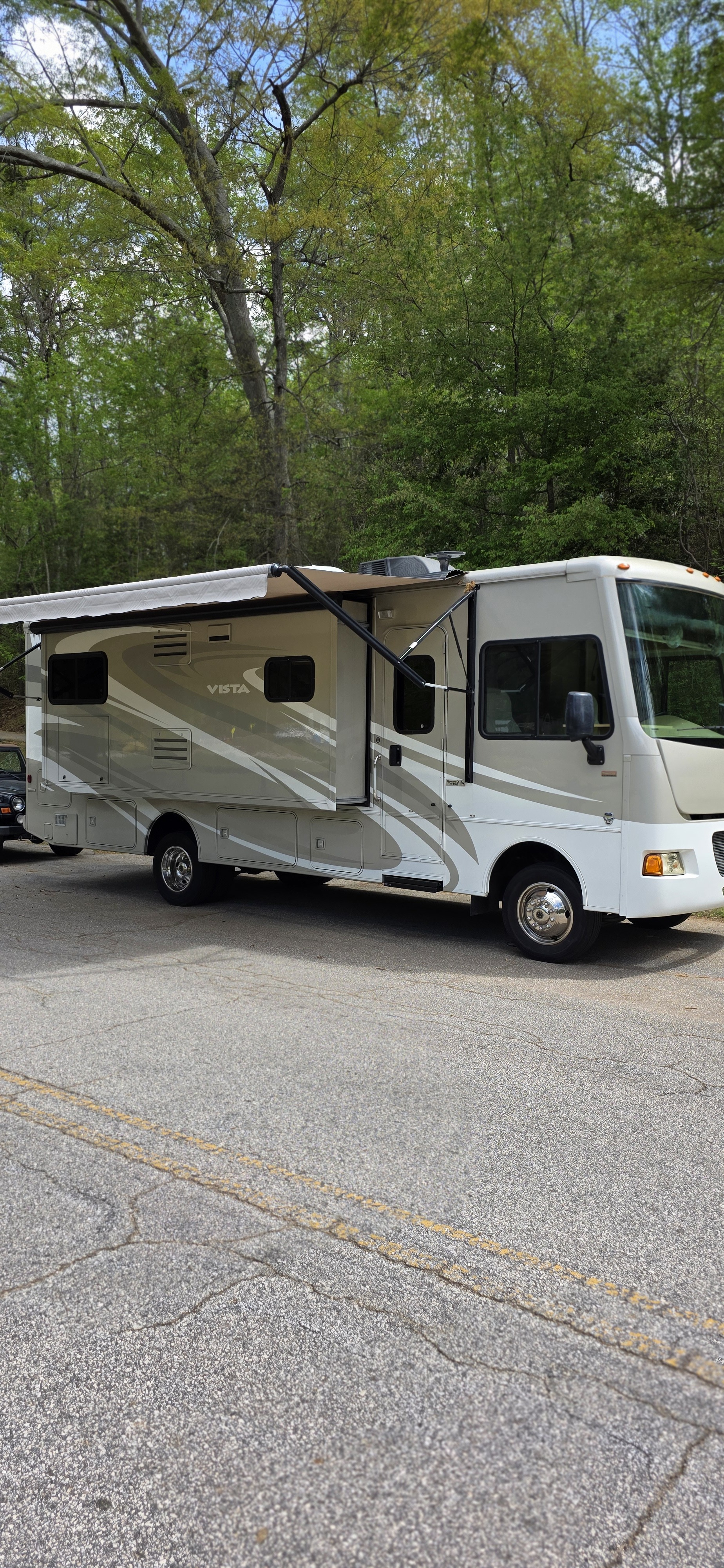 2014 Winnebago VISTA 27N RV