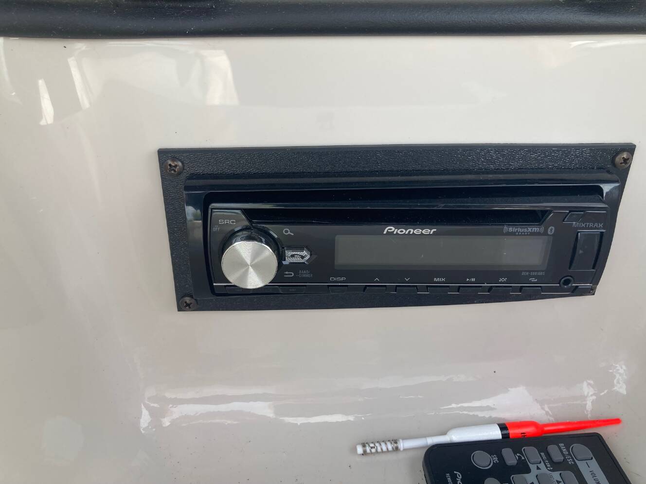 A photo of this 2006 Glastron SX195