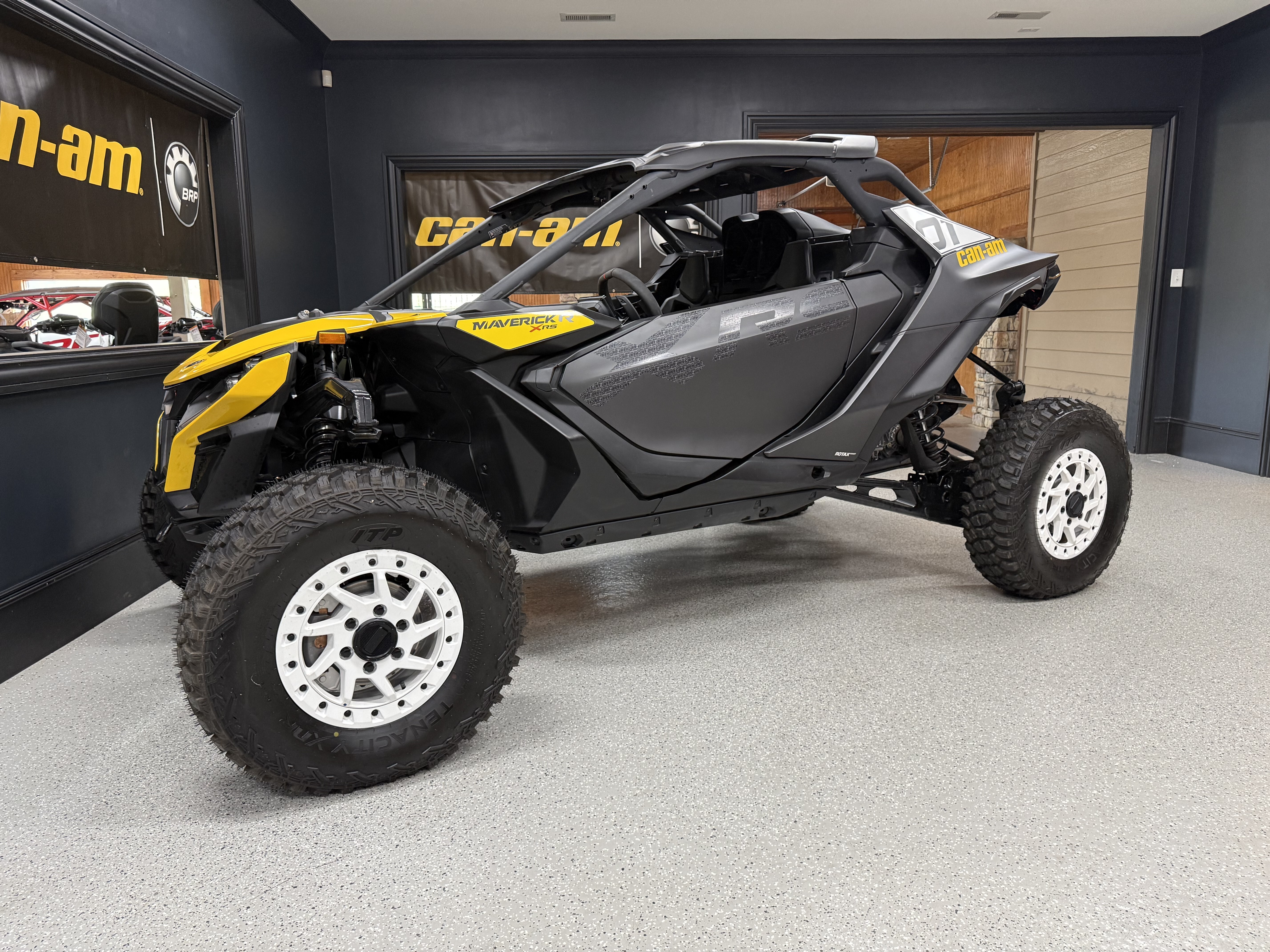 2025 Can-Am Maverick R X RS in iron station NC