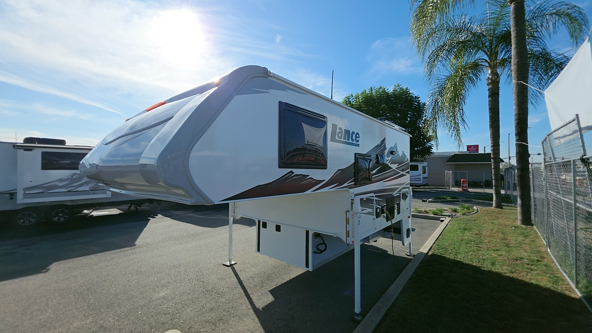 2026 Lance 850 in ontario CA