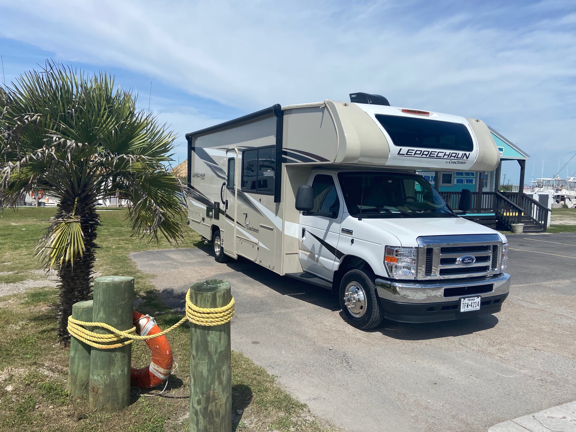2023 Coachmen LEPRECHAUN 260DS FORD RV