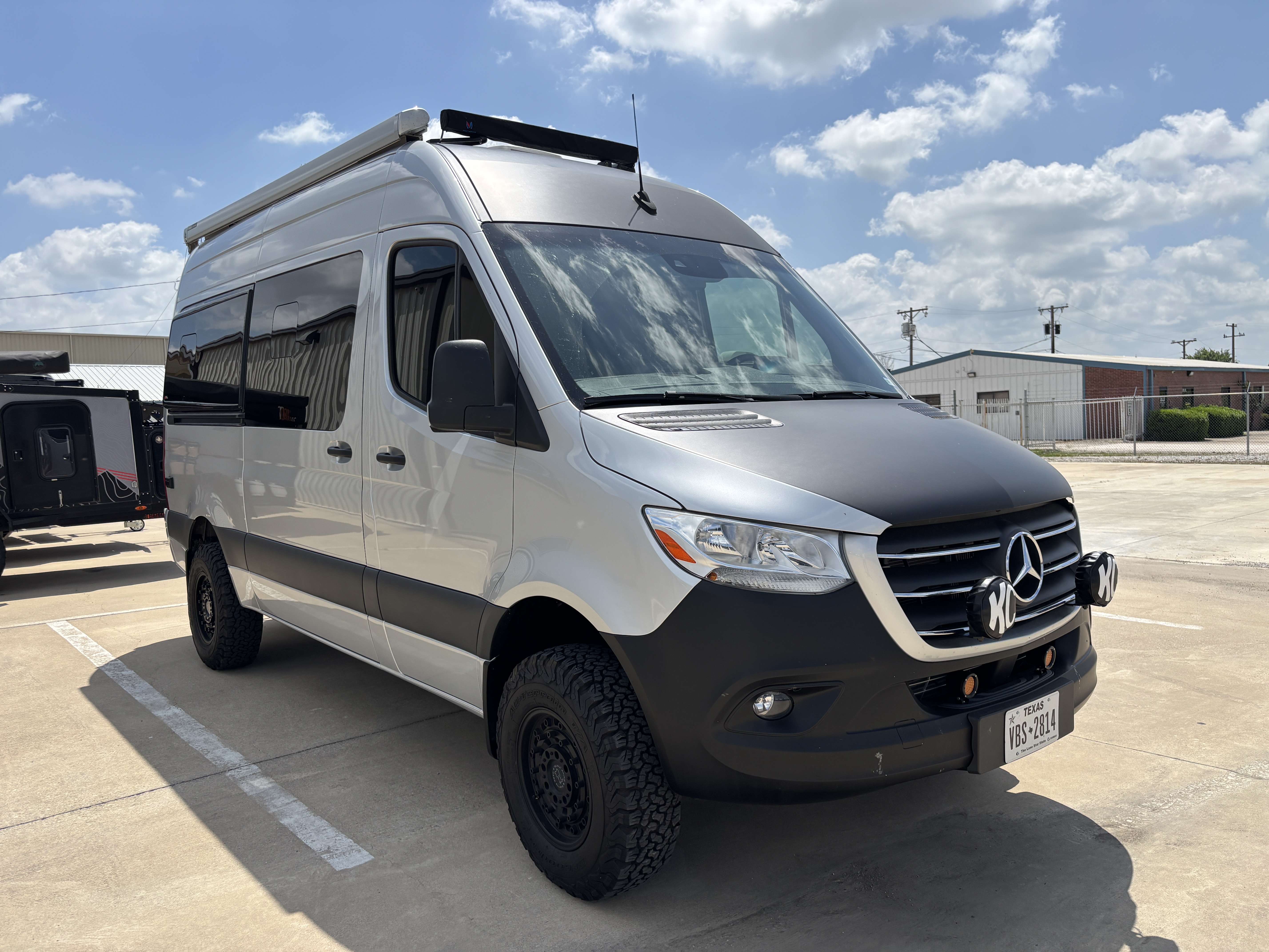 2023 Thor Motor Coach TRANQUILITY 19L in denton TX