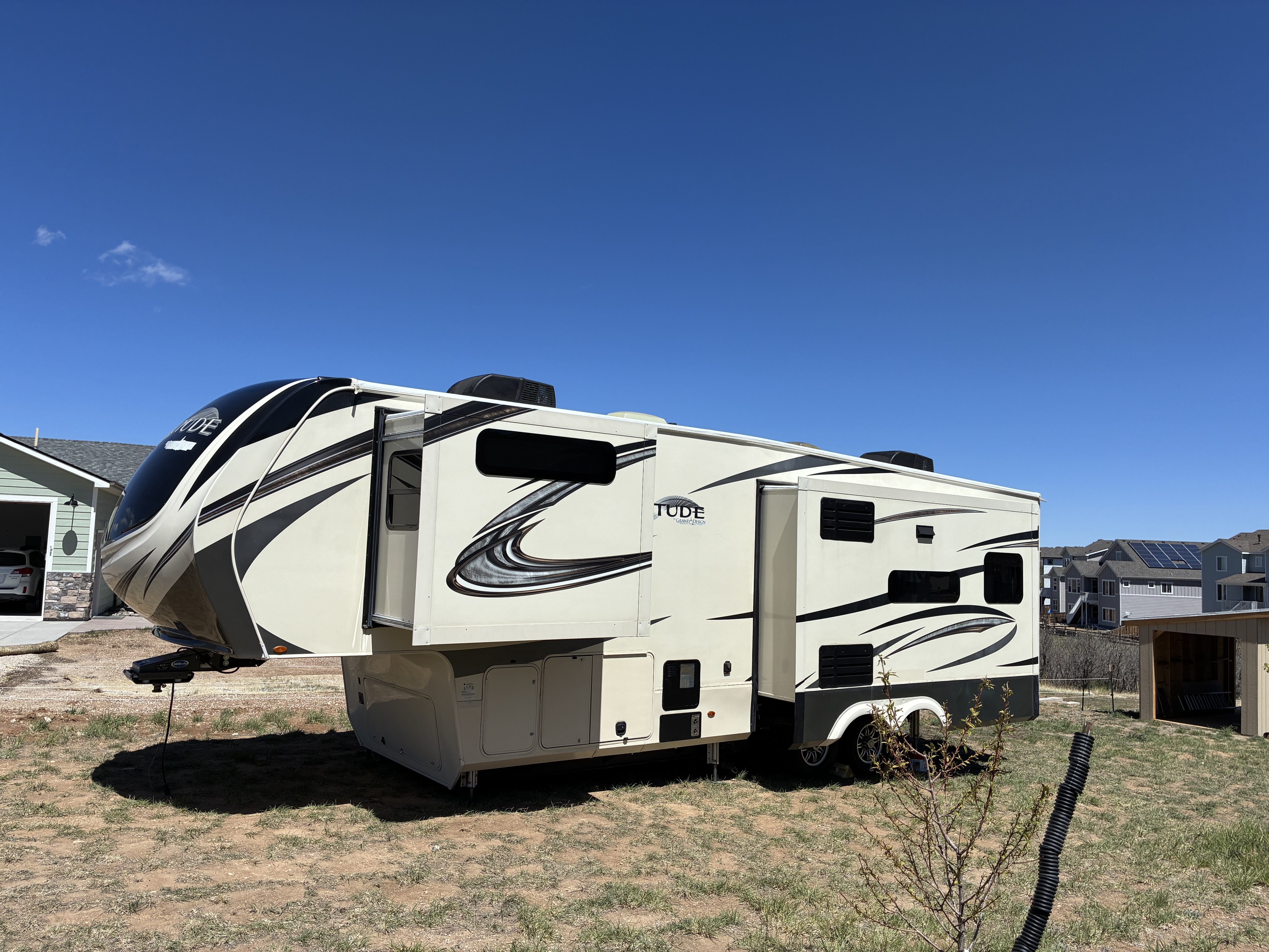 2021 Grand Design SOLITUDE 310GK RV