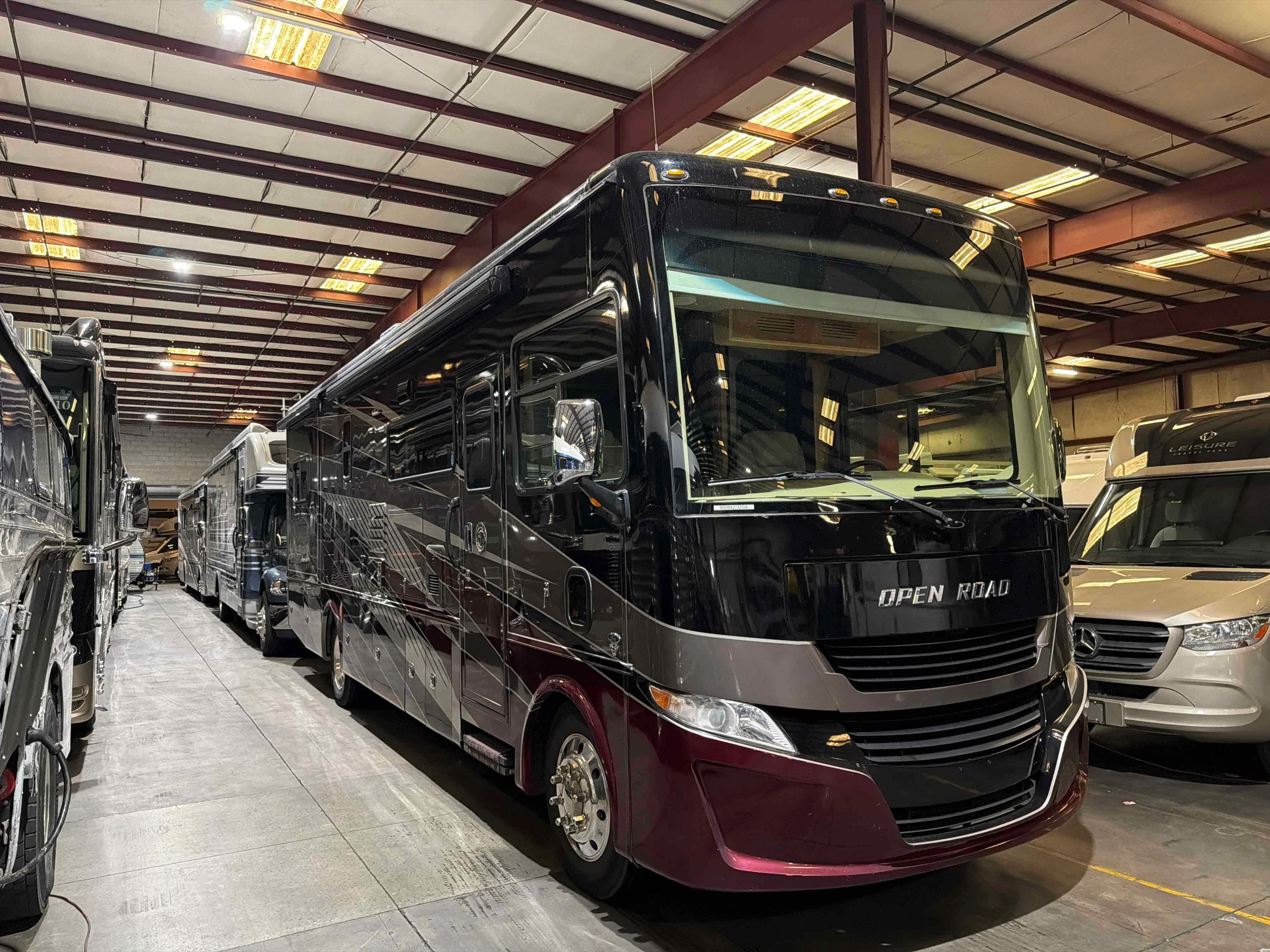2022 Tiffin Motorhomes ALLEGRO OPEN ROAD 32 SA RV