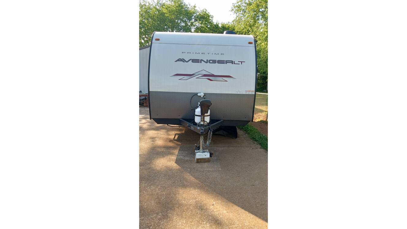A photo of this 2025 Prime Time AVENGER LT 16BH