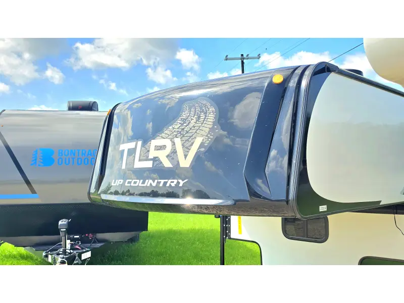 2026 Travel Lite Up Country 775U