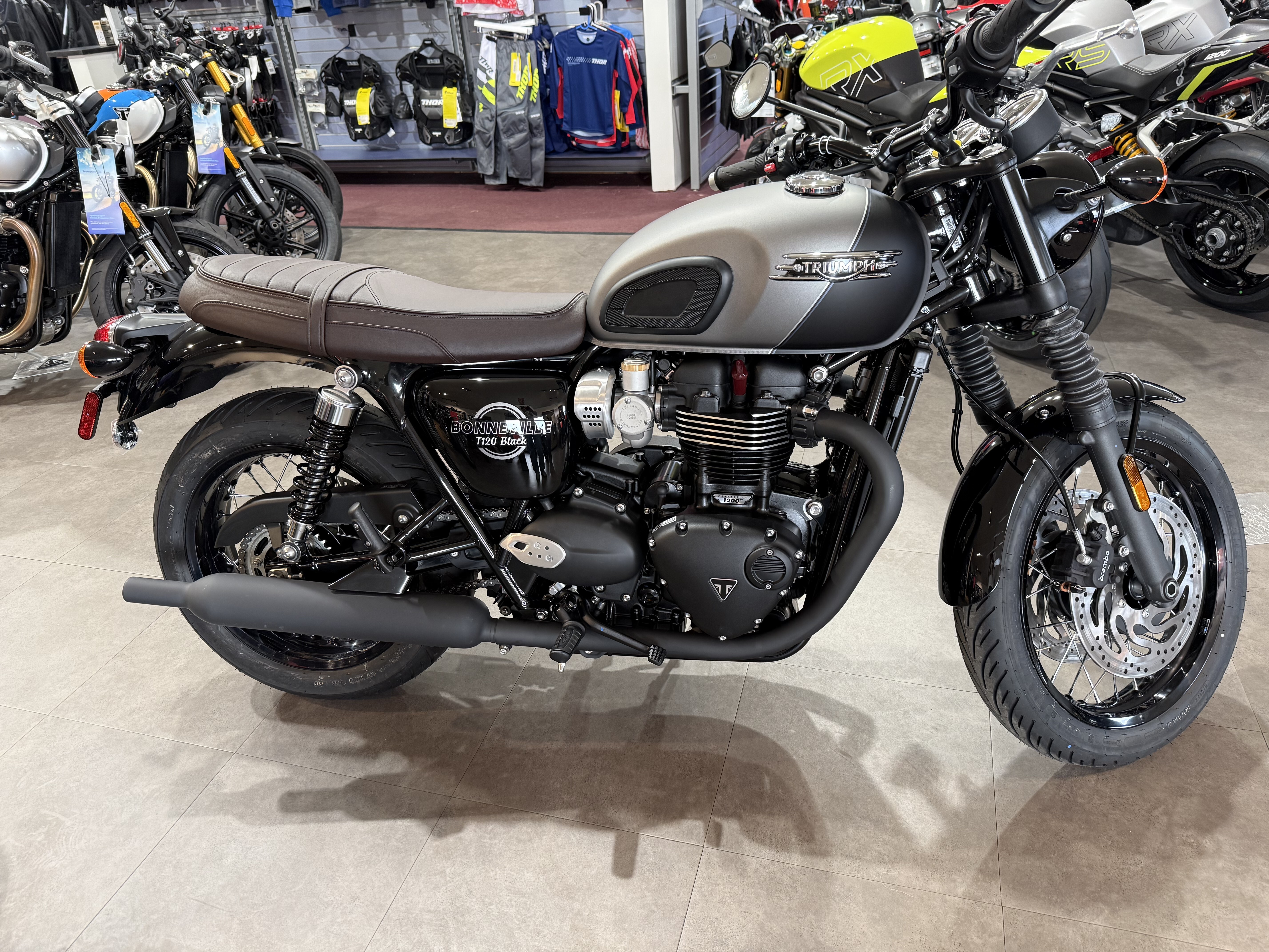 2026 Triumph Bonneville T120 Black BLACK in Belle Plaine, MN