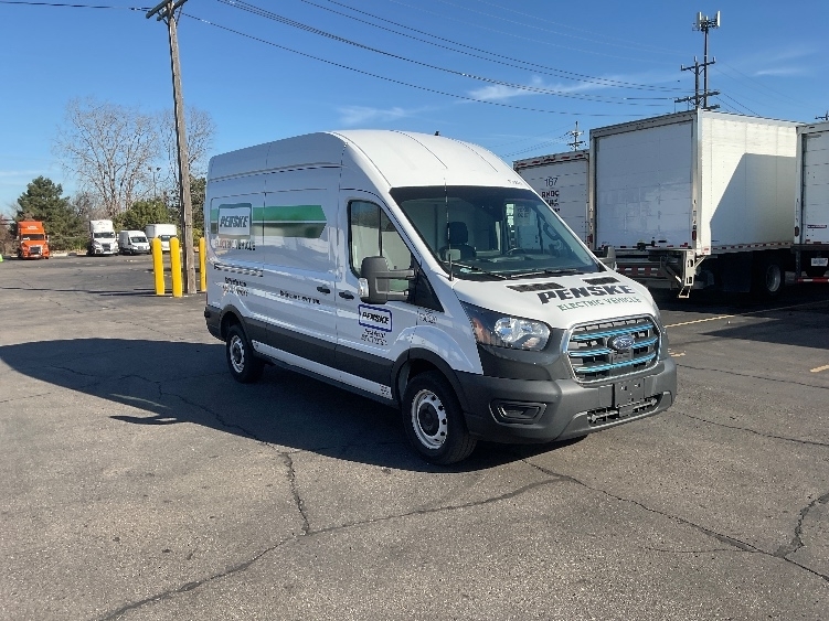 2022 FORD TRANSIT 350 in Warren, MI
