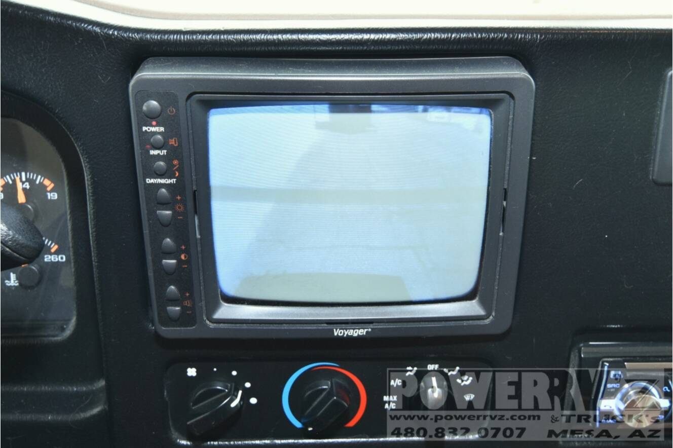 A photo of this 2001 Winnebago Adventurer 32V