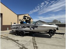 The Coolest Features of Integrated Wakesurf Systems—and Why They Matter image