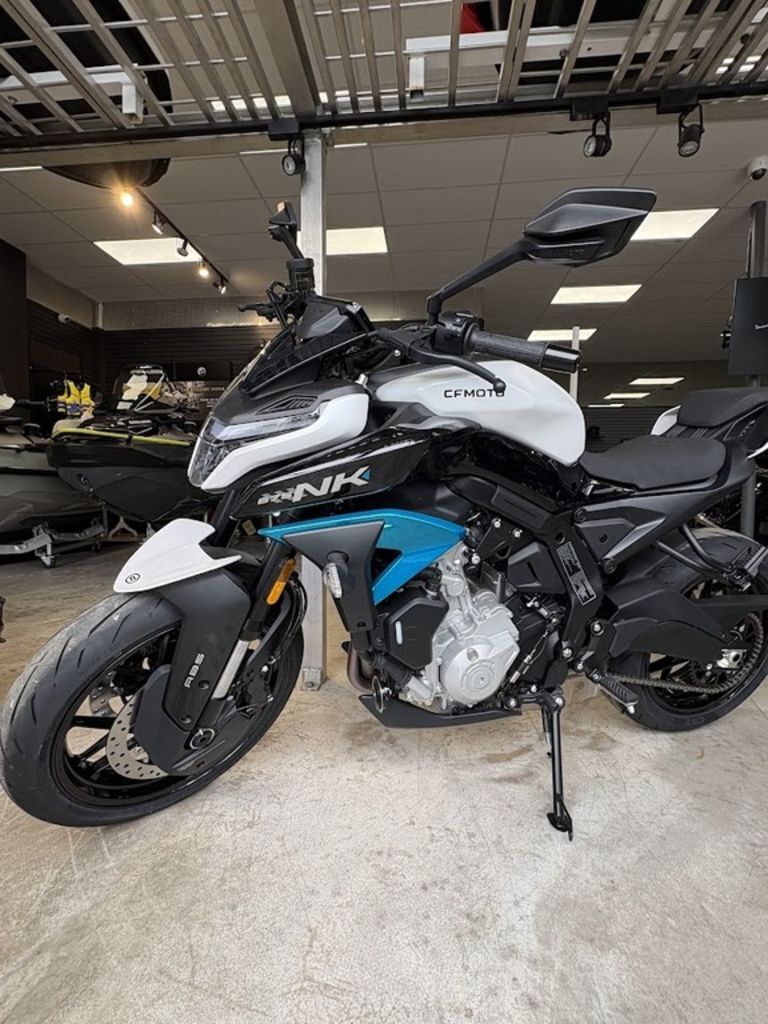 2026 CFMOTO 675NK 675 in Huntington Station, NY