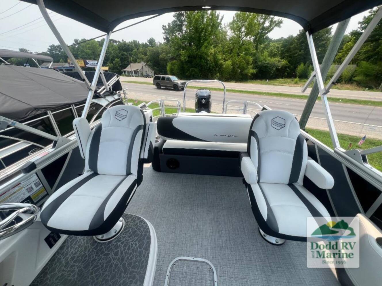 A photo of this 2026 South Bay Pontoons 200 Series S224UL