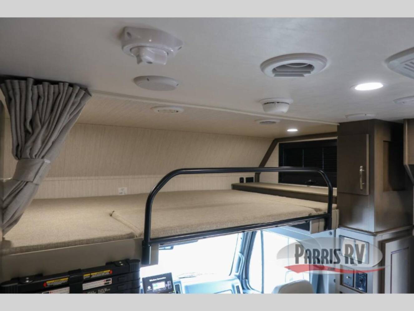 A photo of this 2026 Dynamax DX3 34KD