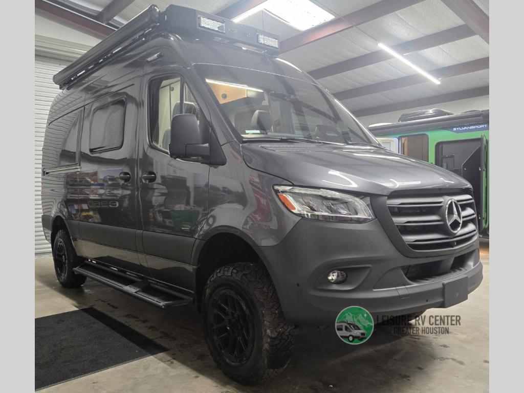 2027 Winnebago Revel 44E in willis TX