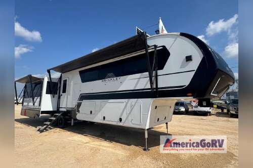 2025 Brinkley Model Z 3610 in seguin TX