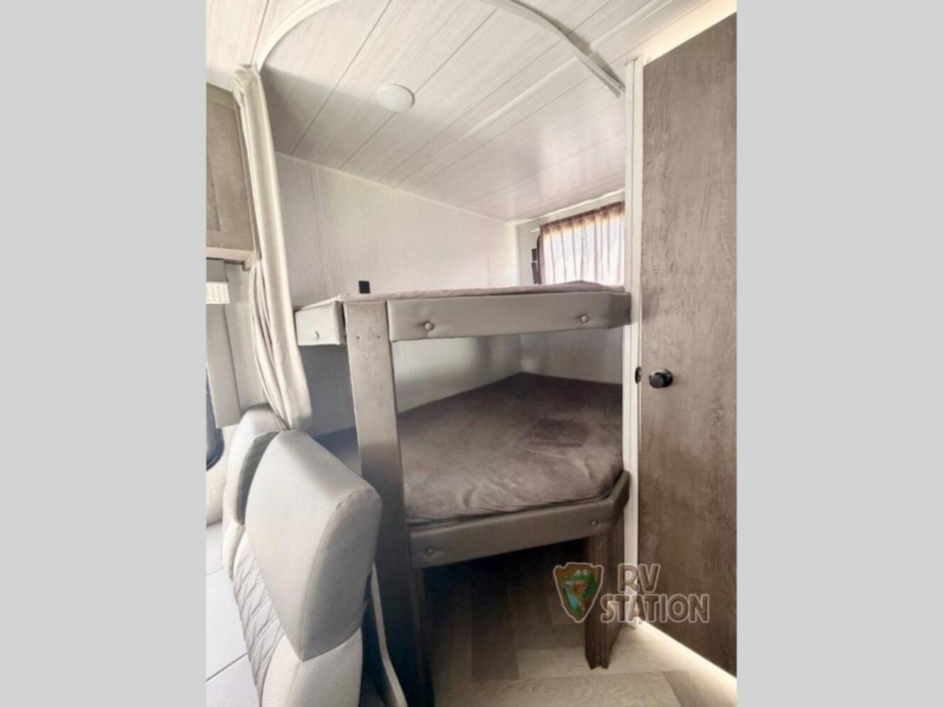 A photo of this 2022 Forest River Rv Salem Cruise Lite 261BHXL