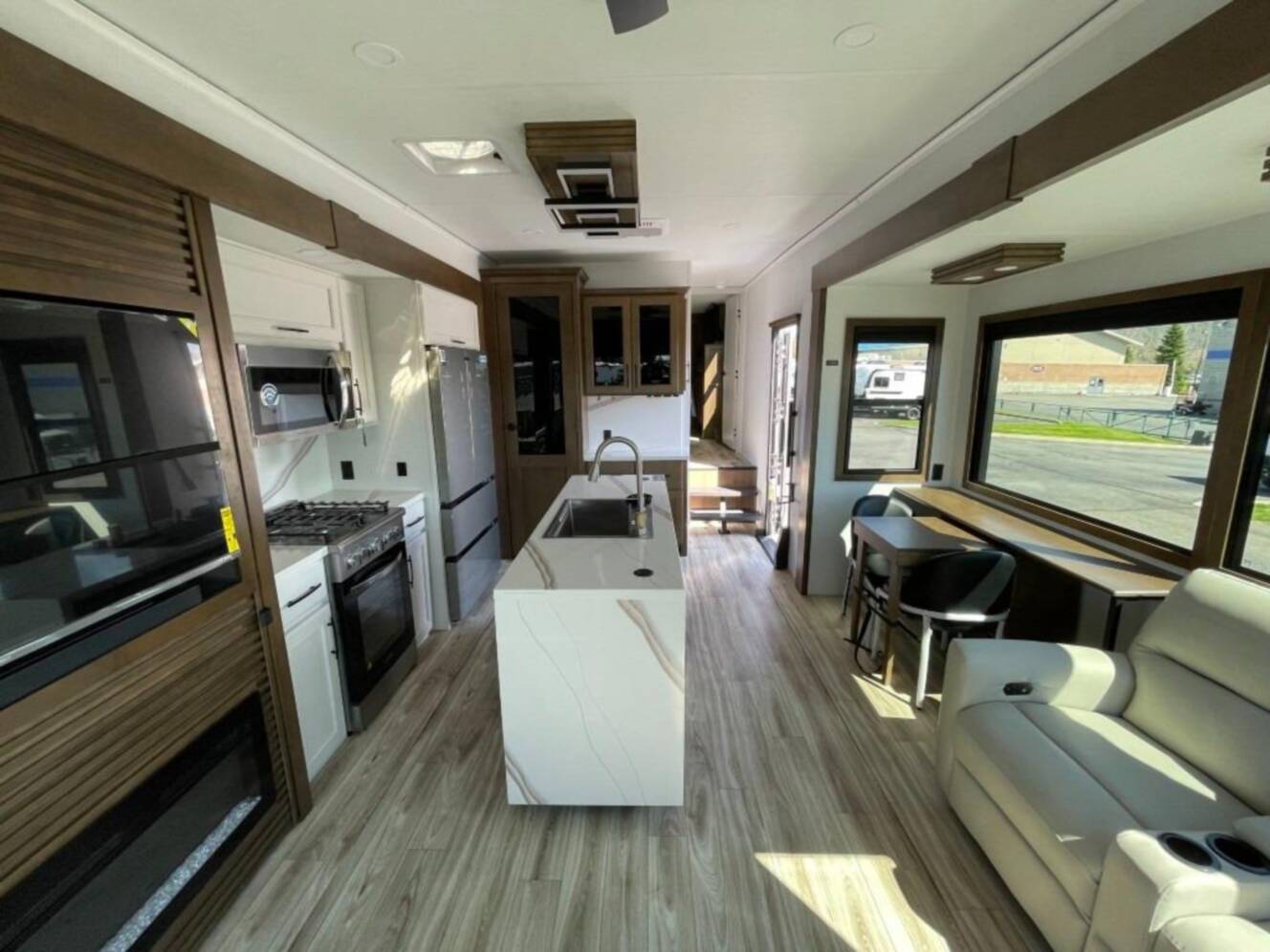 A photo of this 2026 Keystone Rv Montana 3100RL