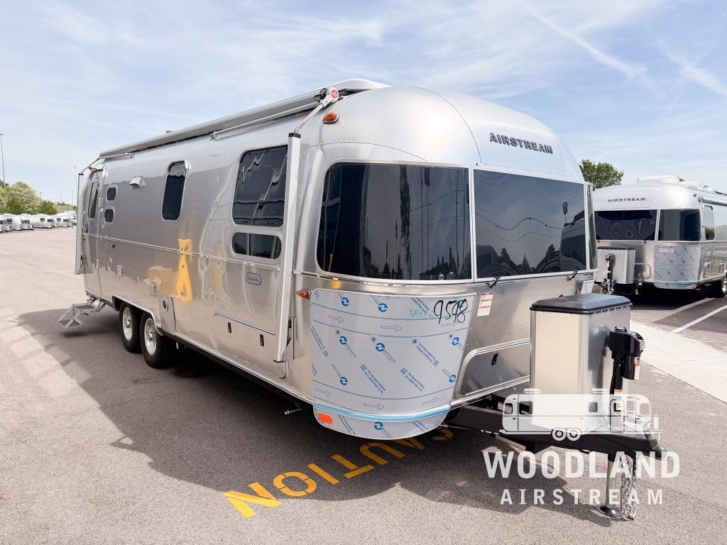 2026 Airstream Globetrotter 27FB Twin in georgetown KY