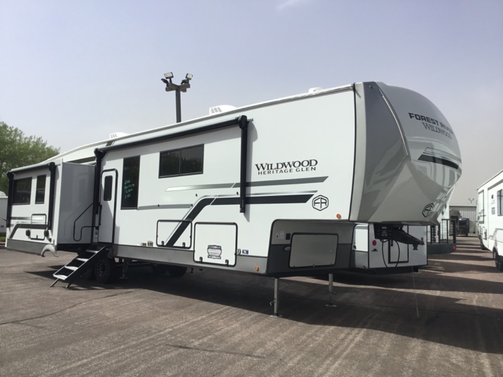 2026 Forest River Rv Wildwood Heritage Glen 380WDR in new ulm MN