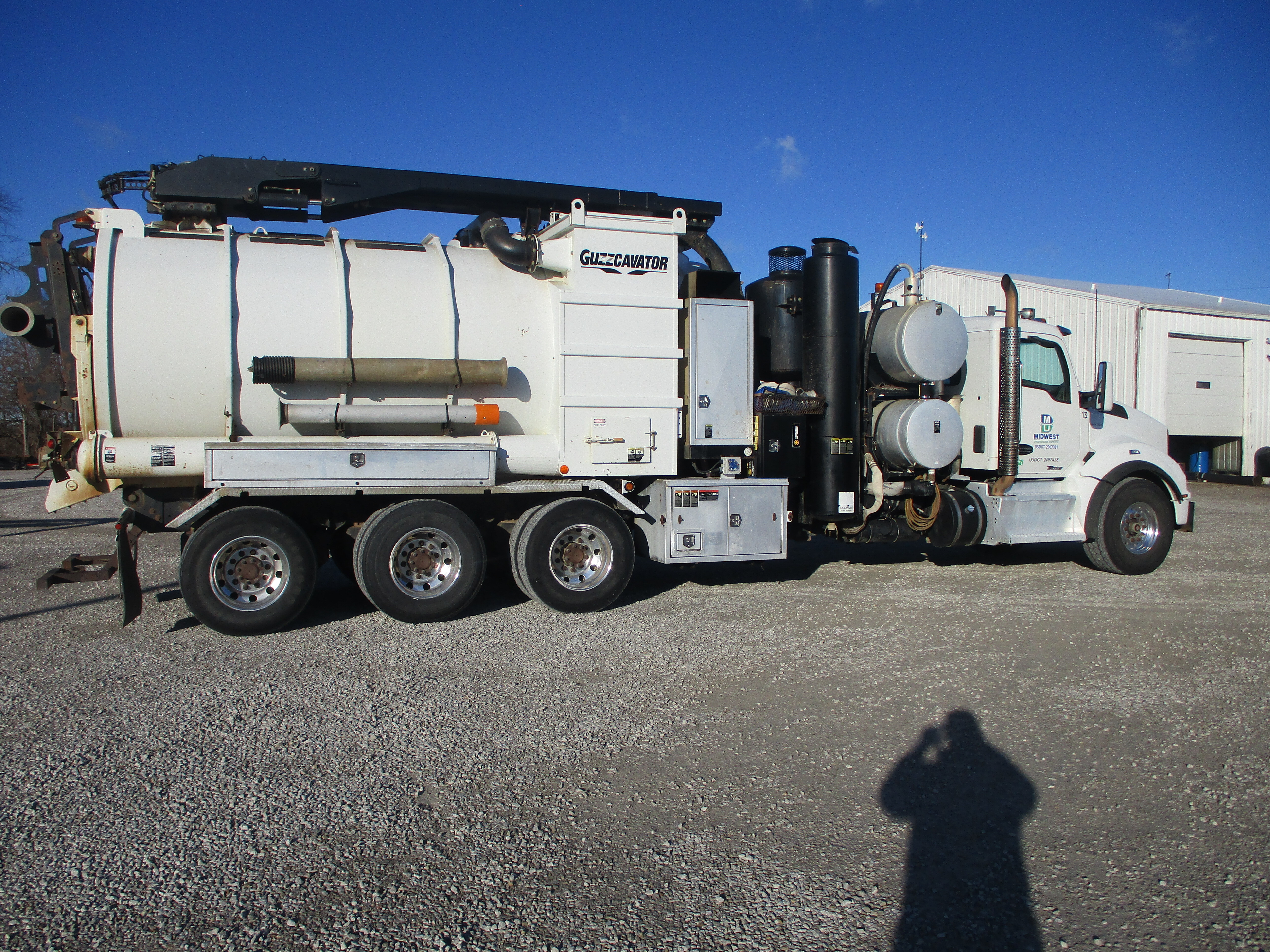 2016 VACTOR (TRUCK) Guzzler Tri-Drive in Mascoutah, IL