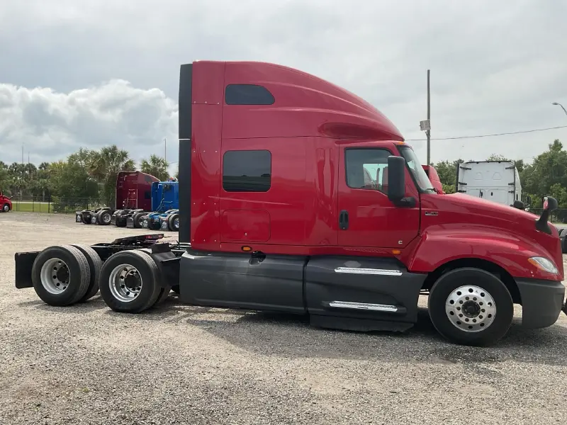 2022 INTERNATIONAL LT625