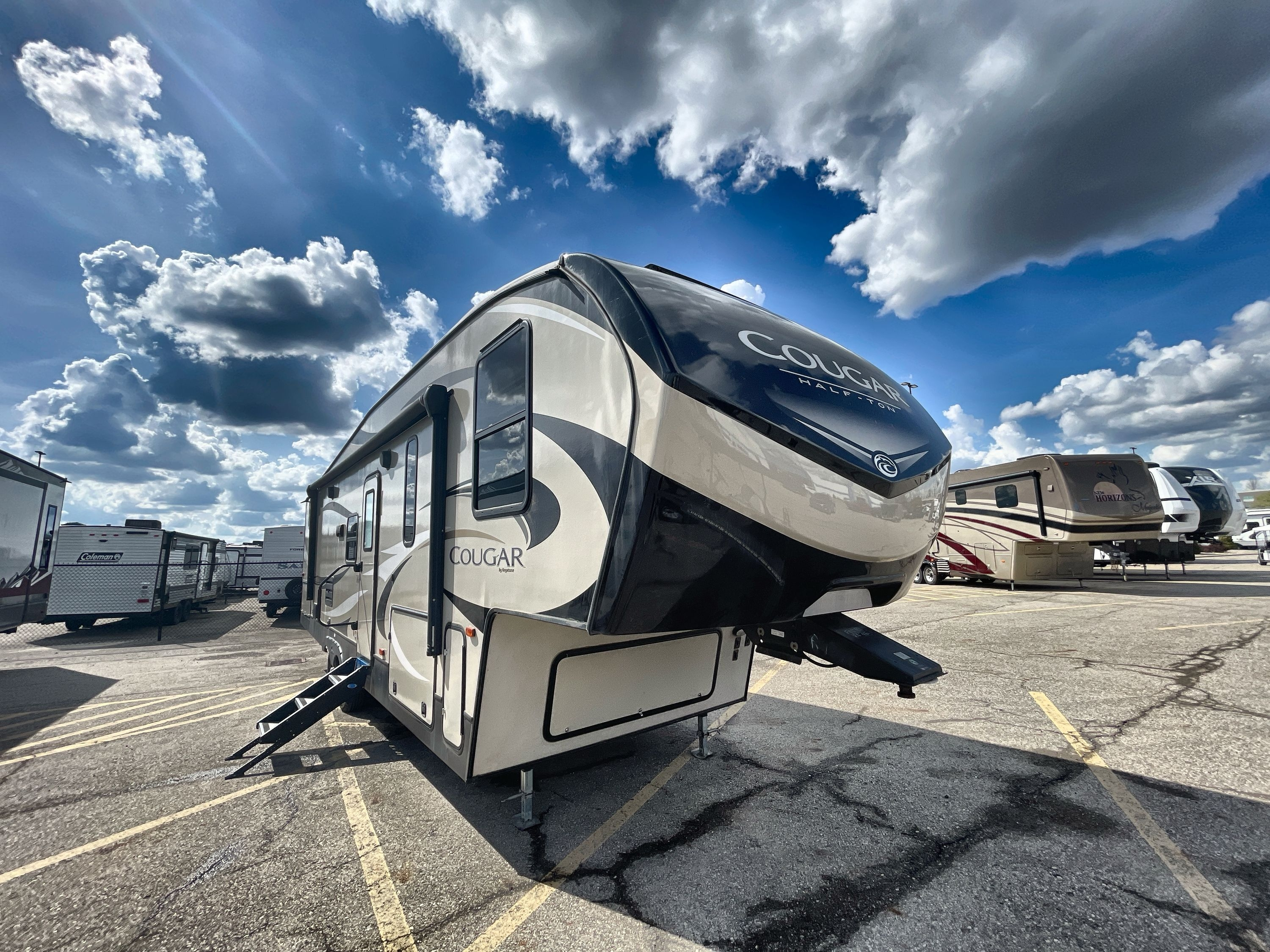 2019 Keystone COUGAR 29RDB RV
